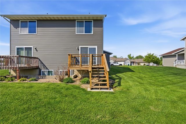 3104 Blackberry Circle SW, Cedar Rapids, IA 52404