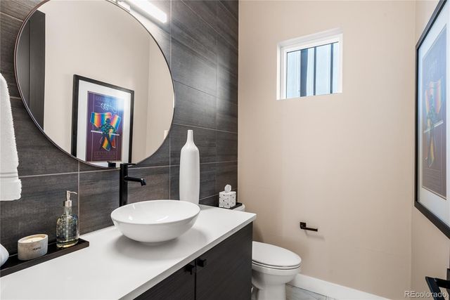 1983 S Saint Paul Street, Denver, CO 80210