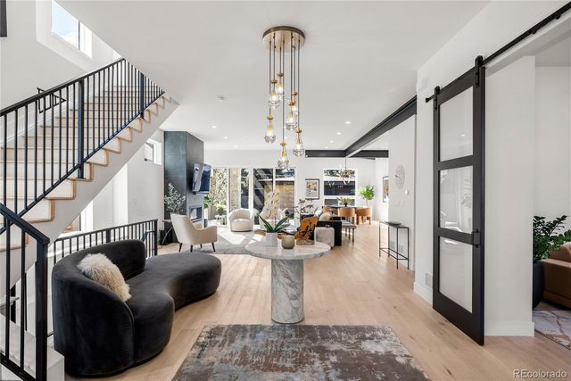 1983 S Saint Paul Street, Denver, CO 80210