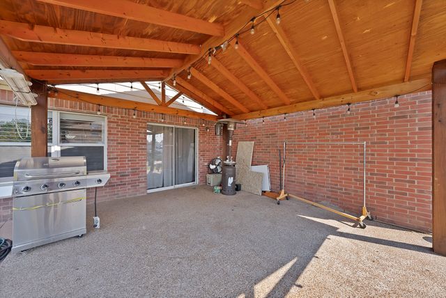 3101 Silver Creek Drive, Mesquite, TX 75181