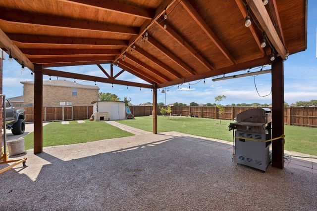 3101 Silver Creek Drive, Mesquite, TX 75181