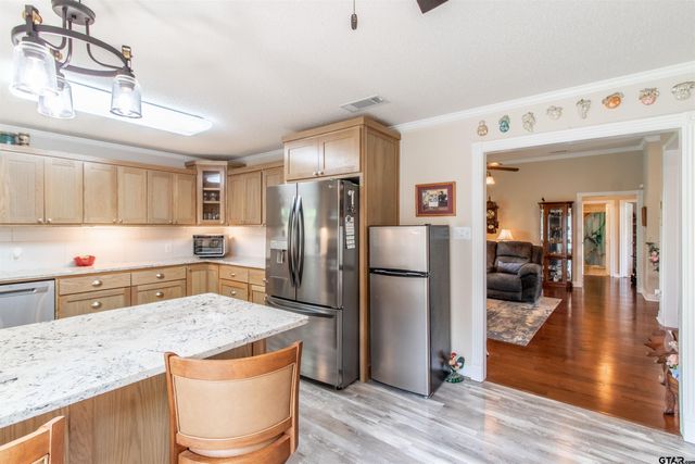 11869 County Road 167, Tyler, TX 75703