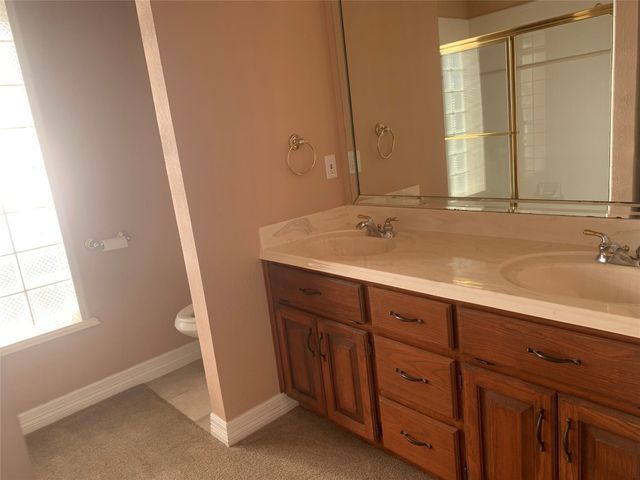 6002 Nutcracker Drive, Granbury, TX 76049