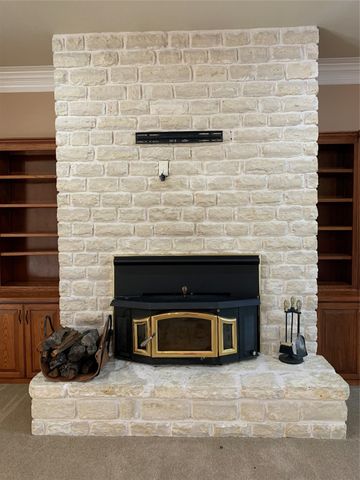 6002 Nutcracker Drive, Granbury, TX 76049