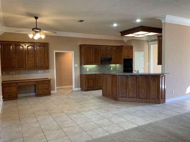 6002 Nutcracker Drive, Granbury, TX 76049