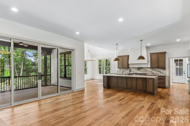 318 Mountain Home Trail, Brevard, NC 28712