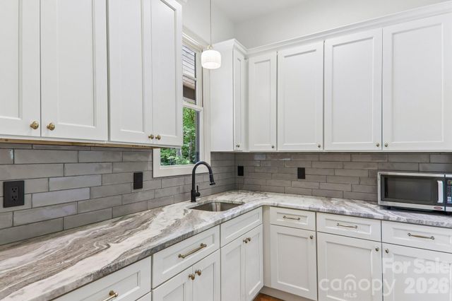 318 Mountain Home Trail, Brevard, NC 28712