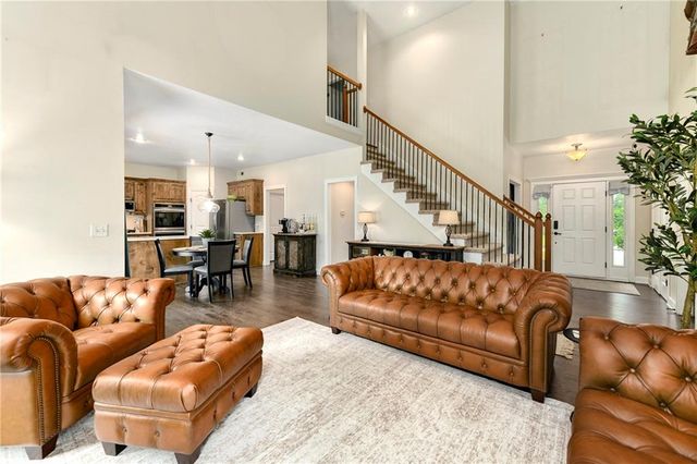 34541 W 83rd Street, De Soto, KS 66018