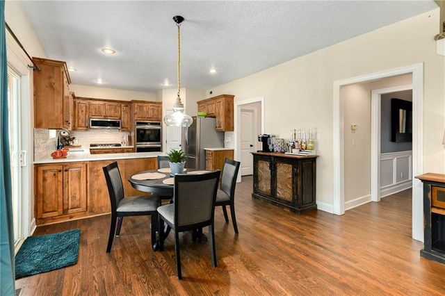 34541 W 83rd Street, De Soto, KS 66018