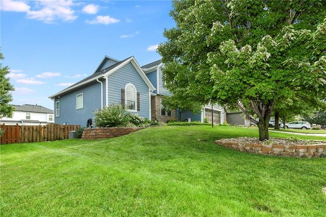 34541 W 83rd Street, De Soto, KS 66018