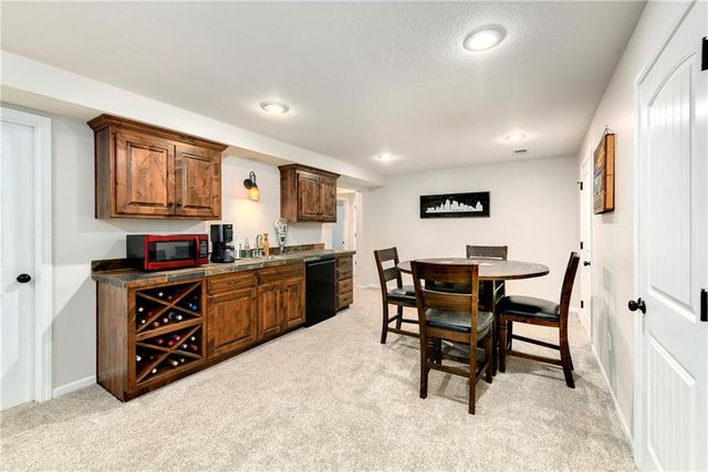 34541 W 83rd Street, De Soto, KS 66018