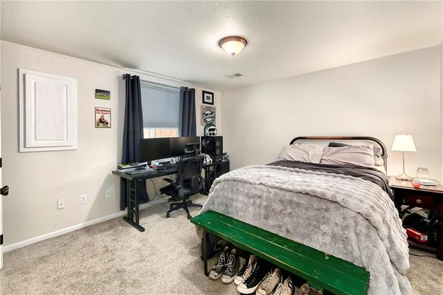 34541 W 83rd Street, De Soto, KS 66018