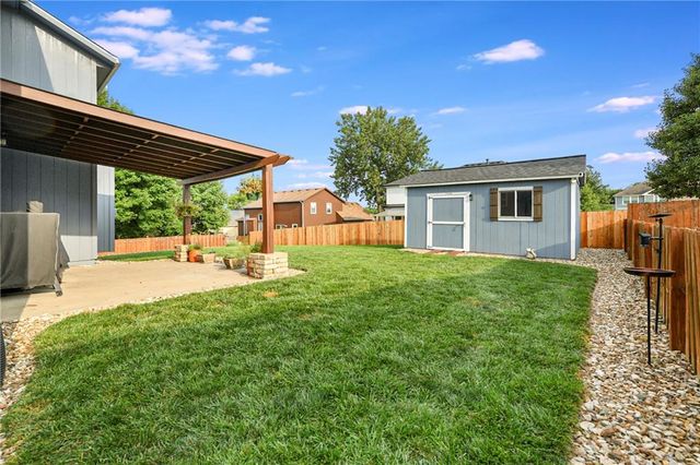 34541 W 83rd Street, De Soto, KS 66018