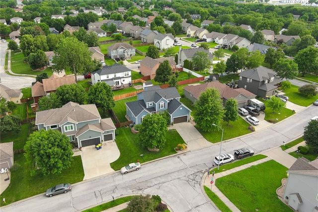 34541 W 83rd Street, De Soto, KS 66018