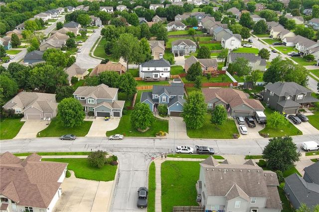 34541 W 83rd Street, De Soto, KS 66018