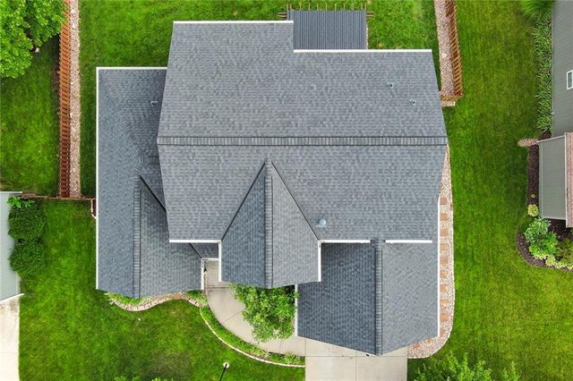 34541 W 83rd Street, De Soto, KS 66018