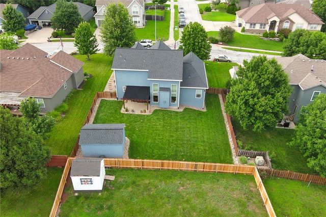34541 W 83rd Street, De Soto, KS 66018