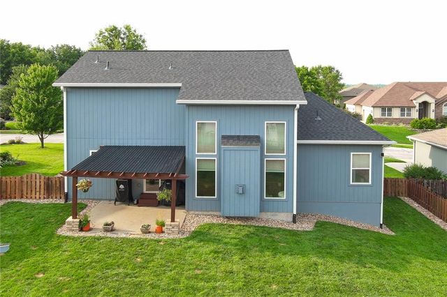 34541 W 83rd Street, De Soto, KS 66018