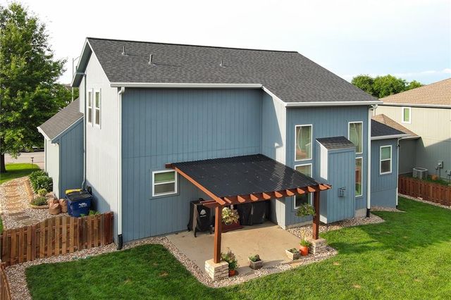 34541 W 83rd Street, De Soto, KS 66018
