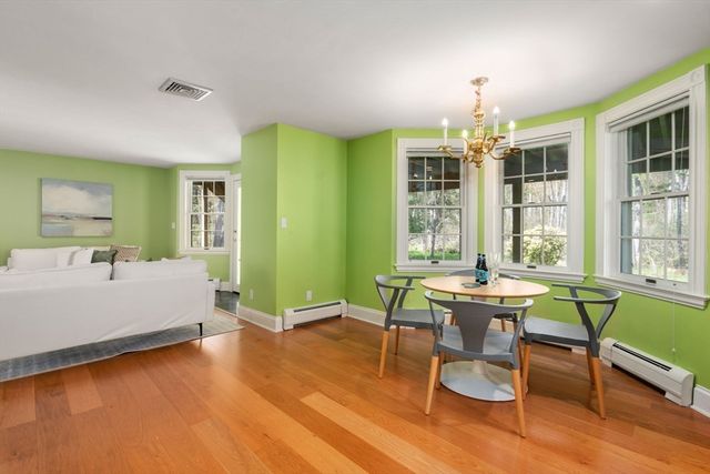 13 Cot Hill Road, Bedford, MA 01730