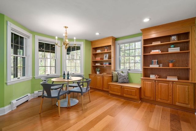 13 Cot Hill Road, Bedford, MA 01730