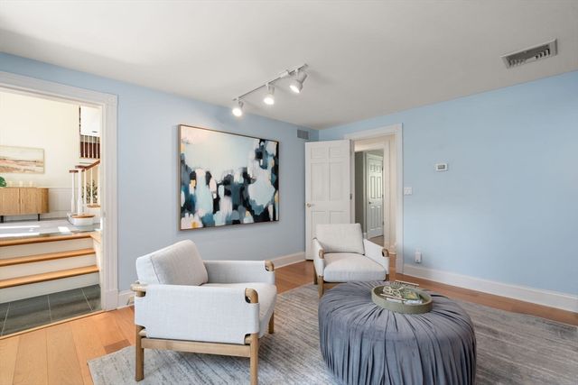 13 Cot Hill Road, Bedford, MA 01730