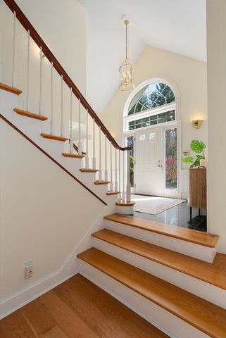 13 Cot Hill Road, Bedford, MA 01730