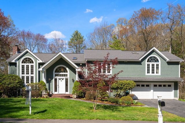13 Cot Hill Road, Bedford, MA 01730