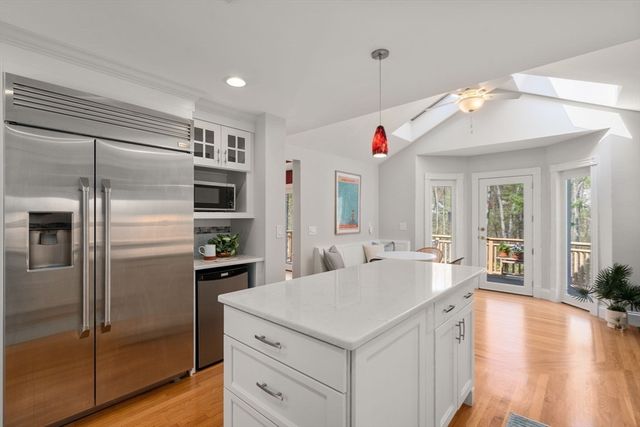 13 Cot Hill Road, Bedford, MA 01730