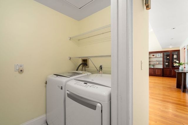 13 Cot Hill Road, Bedford, MA 01730
