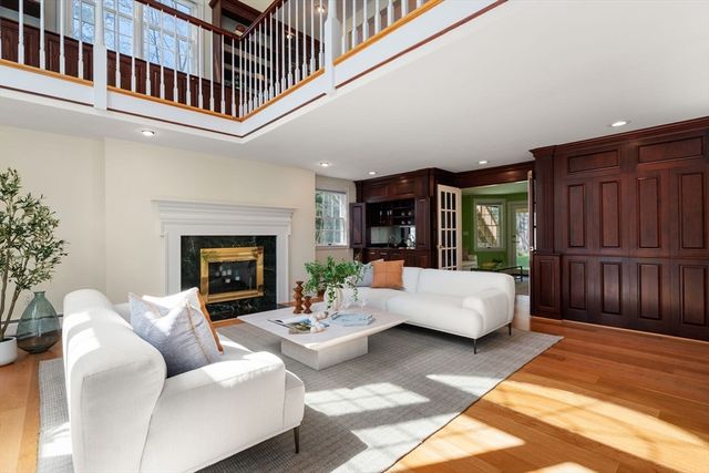 13 Cot Hill Road, Bedford, MA 01730