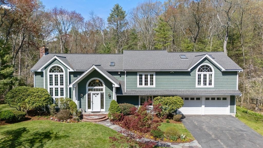 13 Cot Hill Road, Bedford, MA 01730