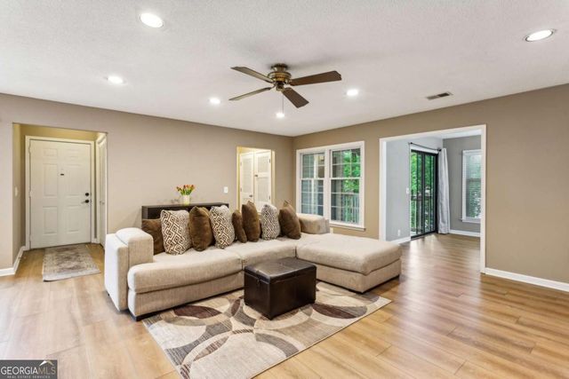 843 Sentinel Ridge SW, Marietta, GA 30064