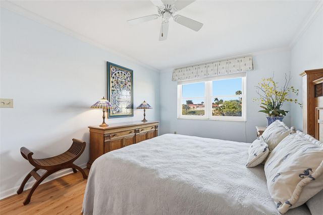 401 Lake Frances Drive 401, West Palm Beach, FL 33411