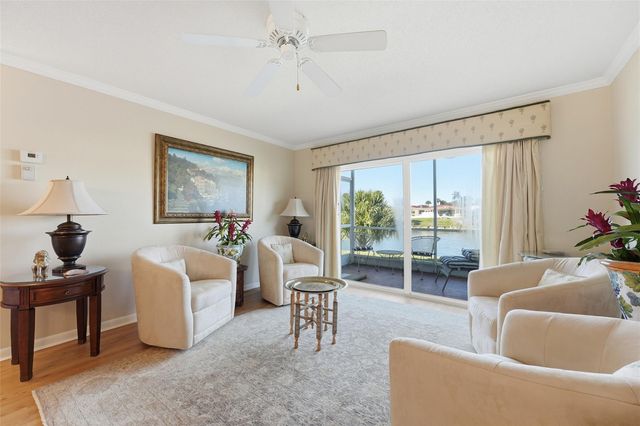 401 Lake Frances Drive 401, West Palm Beach, FL 33411