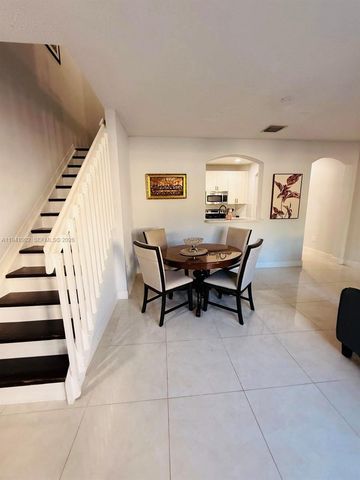 2279 NE 42nd Cir, Homestead, FL 33033