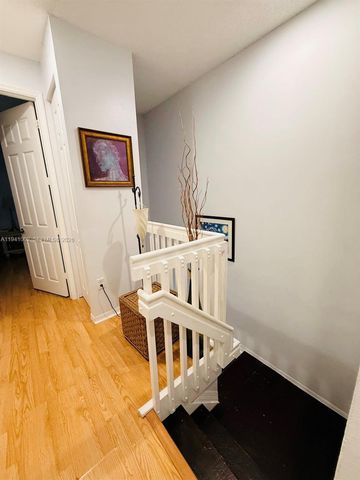 2279 NE 42nd Cir, Homestead, FL 33033