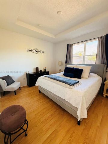 2279 NE 42nd Cir, Homestead, FL 33033