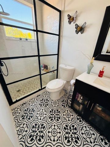 2279 NE 42nd Cir, Homestead, FL 33033