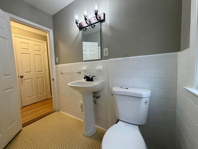 3482 Grayton Street, Detroit, MI 48224