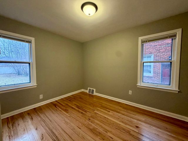 3482 Grayton Street, Detroit, MI 48224