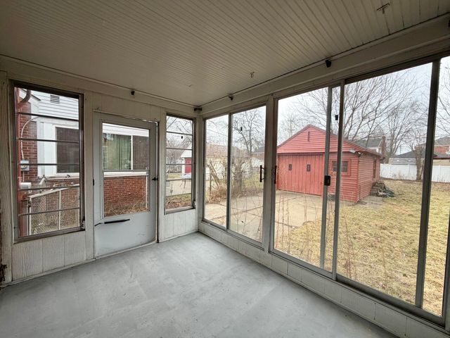 3482 Grayton Street, Detroit, MI 48224