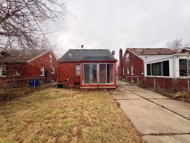 3482 Grayton Street, Detroit, MI 48224