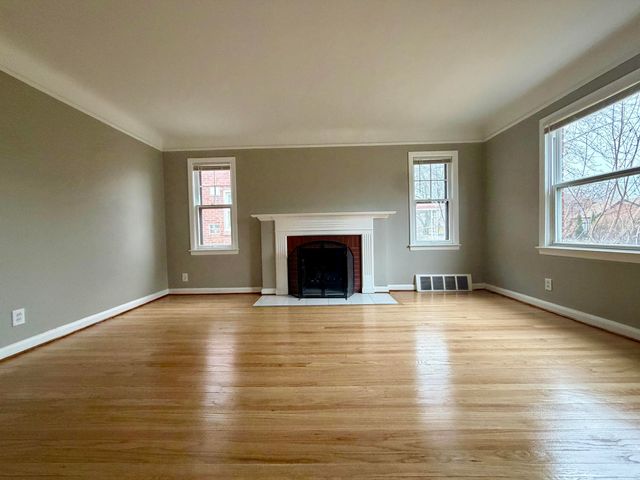 3482 Grayton Street, Detroit, MI 48224