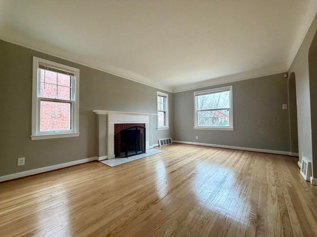 3482 Grayton Street, Detroit, MI 48224