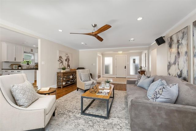 1103 Martin Street, Houston, TX 77018