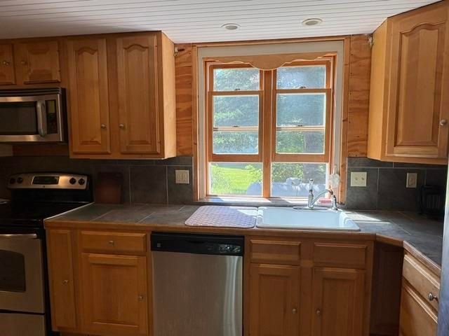11 Maple Street, Woodstock, VT 05091