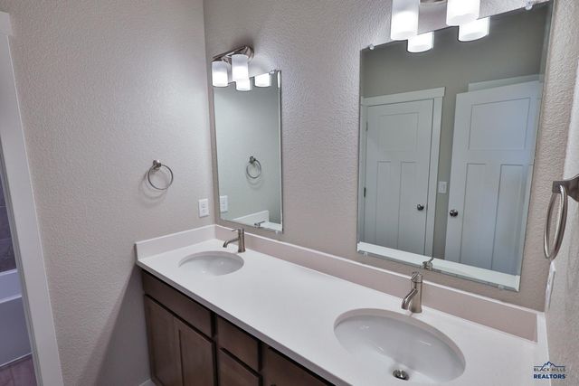 311 MIRIAM CT, Rapid City, SD 57701