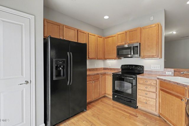 8724 Owl Roost Place, Raleigh, NC 27617