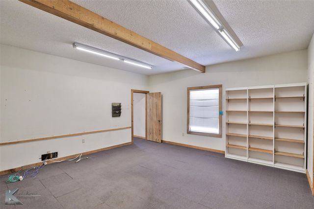 1402 S Clack Street, Abilene, TX 79605